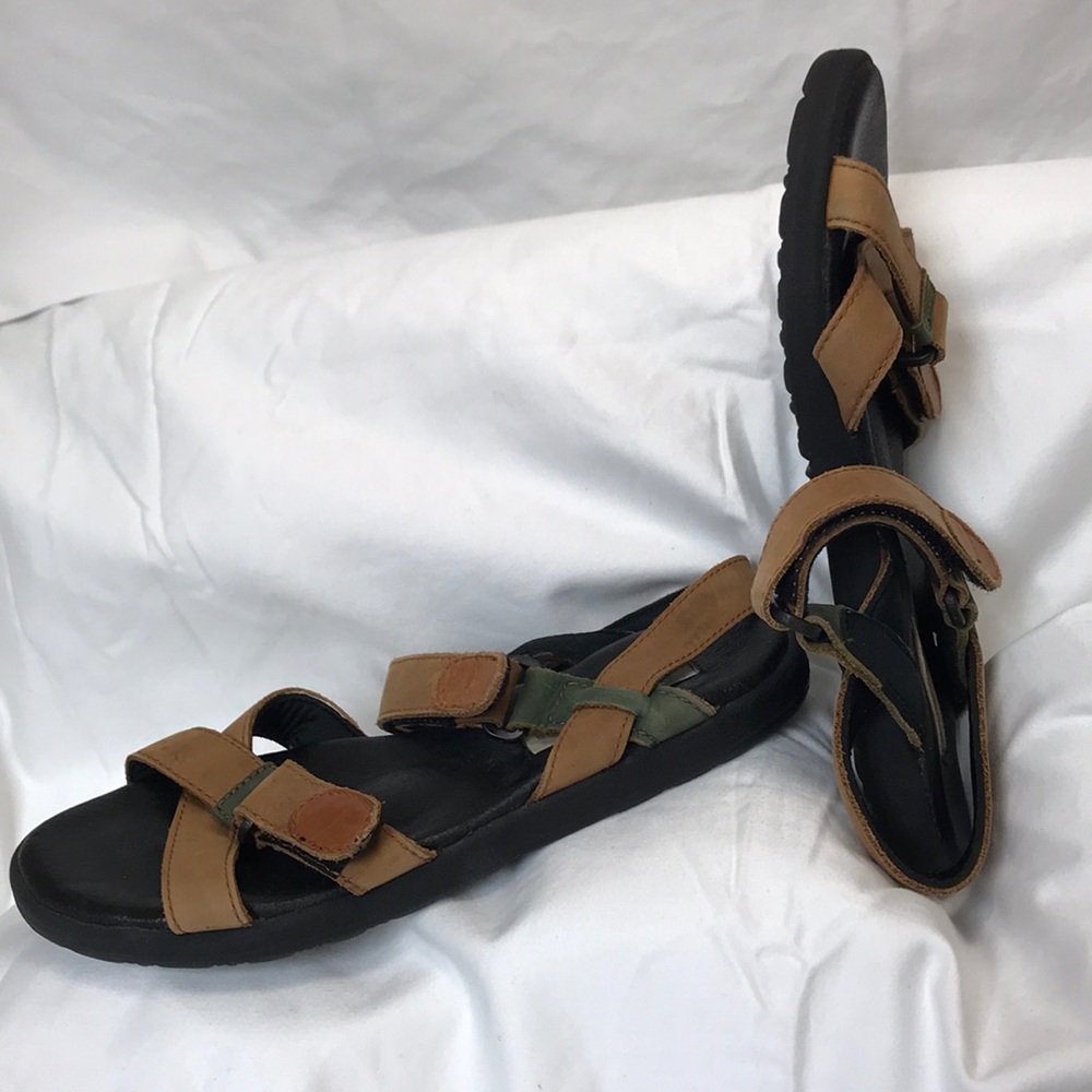 MAINE WOODS.  9  Women’s.  Blk/Brn/Grn.